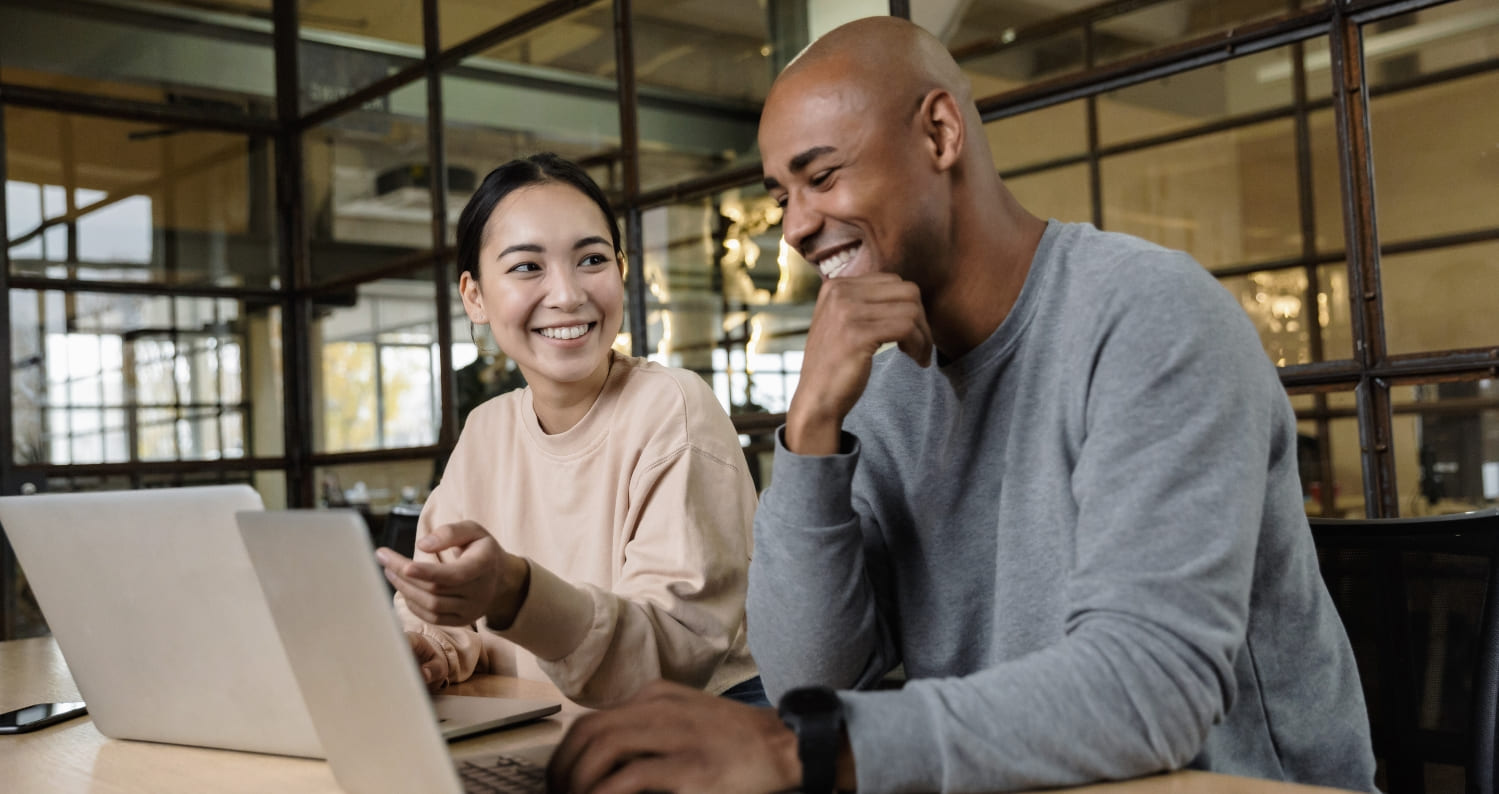 IT English Main Visual